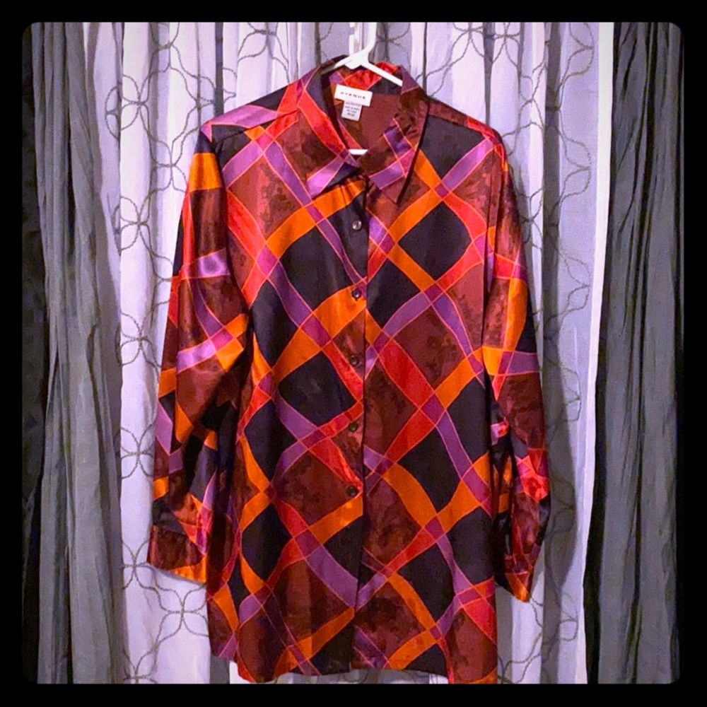 Vintage button up blouse